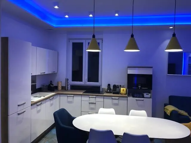 California Apartment Nice